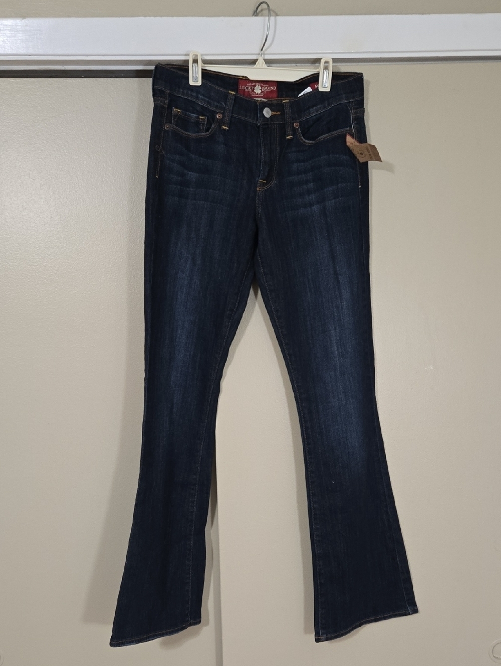 Lucky Brand Dark Blue Sofia Boot Jeans Size 6/28 NWT